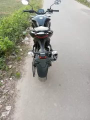 Suzuki Gixxer Dual Disc Dual Tone